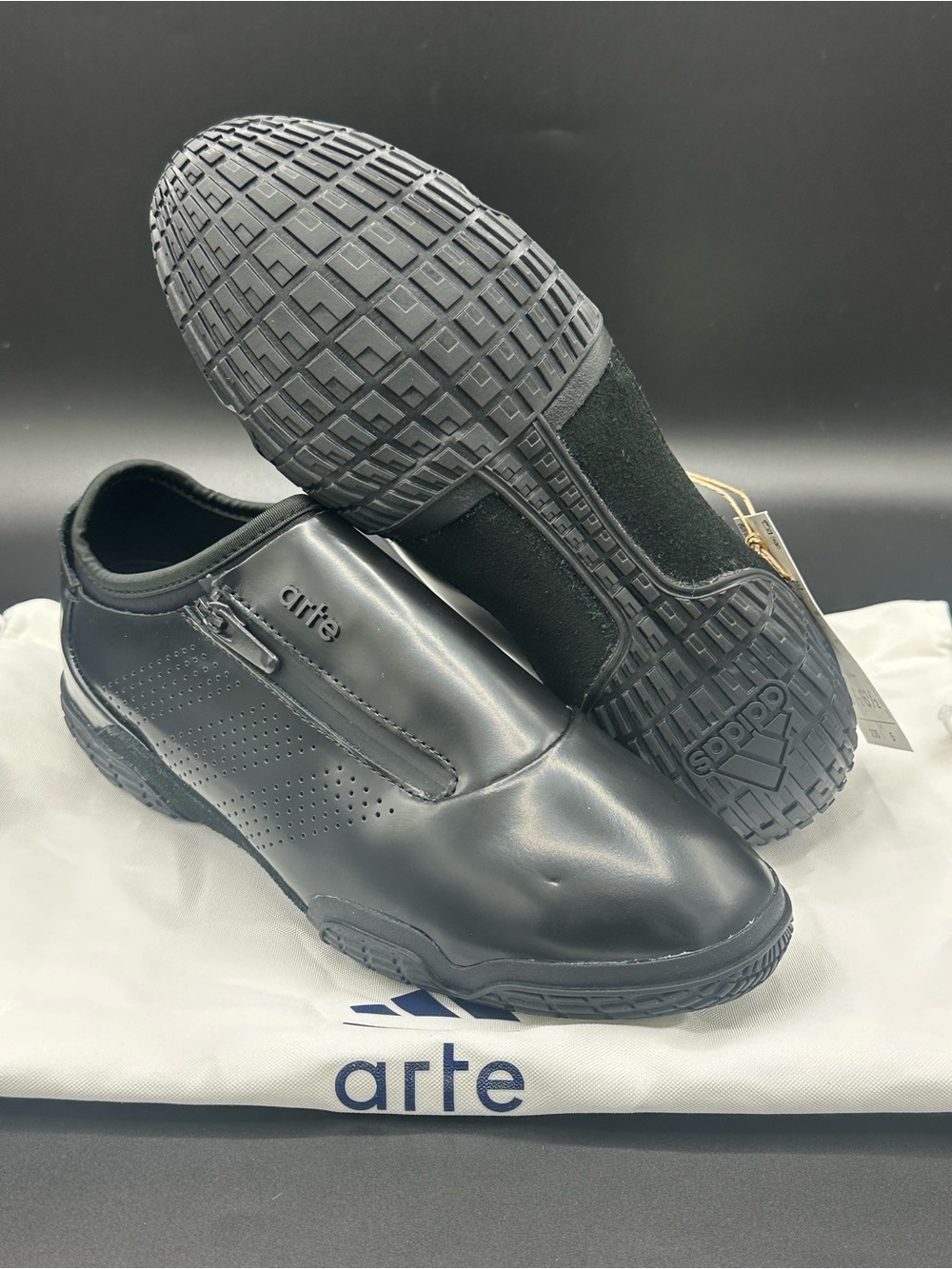 adidas  X Arte Antwerp Trivela Leather Slip On  Mens Size 5.5 Sneakers Casual